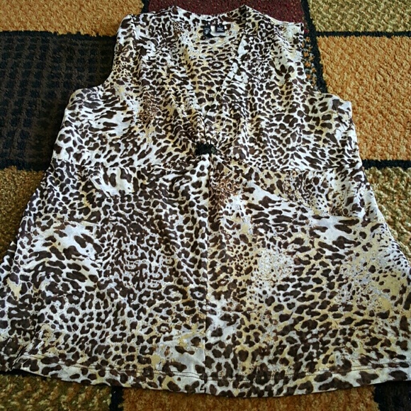 Relativity Tops - Cheetah top