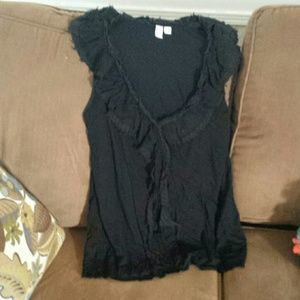 Sleeveless black top