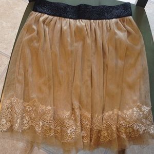 Golden chic skirt