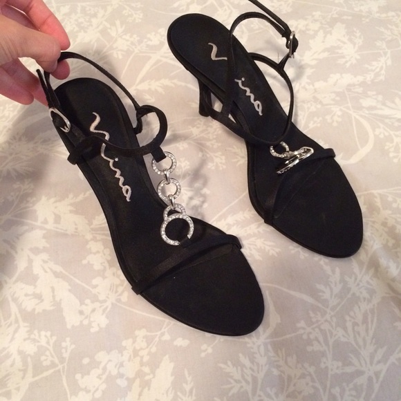 Nina Heels - Picture 1 of 2