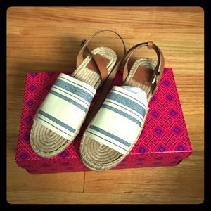 PRICE REDUCED!💥 Brand new Tory Burch Sandals! 💥