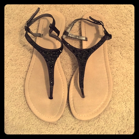 Adorable black rhinestone sandals