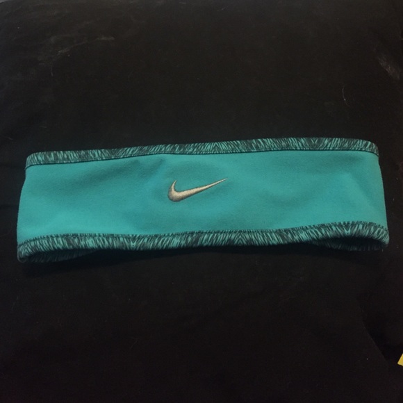 Blue/teal Nike dri-fit head band!