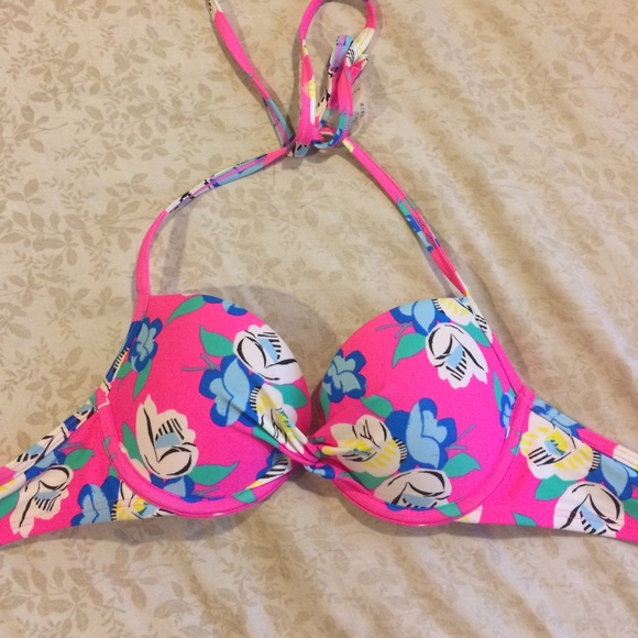 Swimsuit top