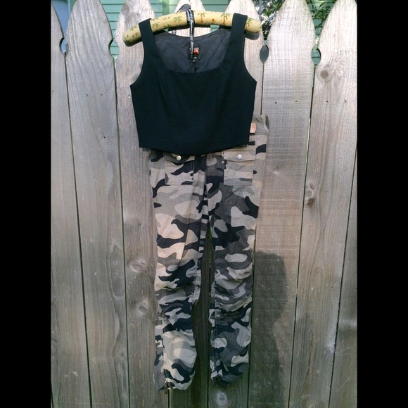 Black Crop Top - Picture 2 of 4