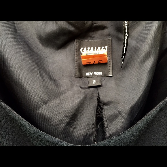 Black Crop Top - Picture 4 of 4