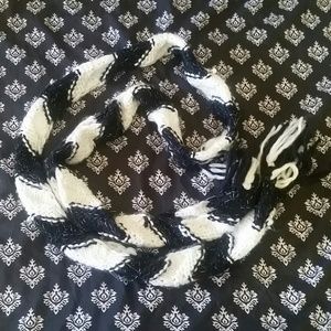 Black and white scarf