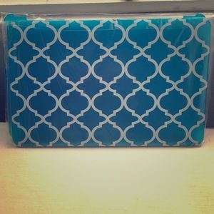MacBook 11" graphic teal cover