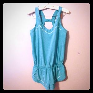 Lululemon "Speedy" Runsie