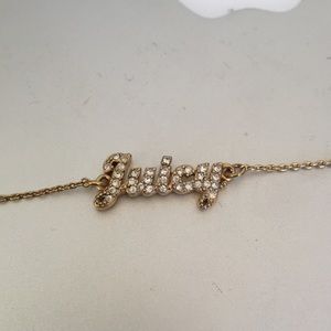 Gold juicy bracelet