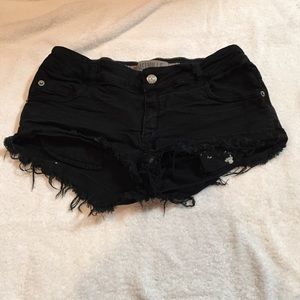 Brandy Melville mid rise shorts