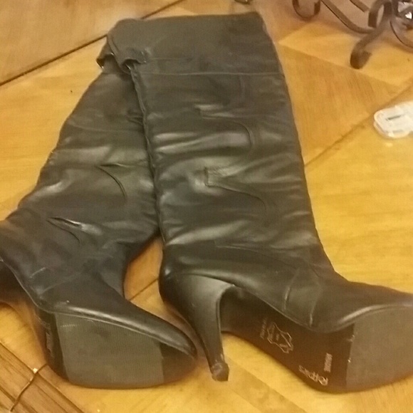 Not for sale, sold in a bundle - Picture 4 of 4