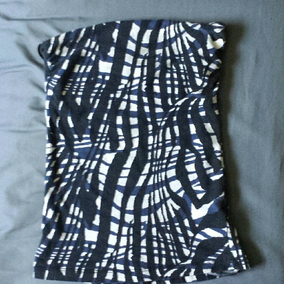 Basic Tube Top - Picture 1 of 3