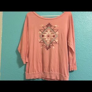 🎀Billabong size medium loose fitting top🎀