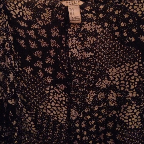 Black & White floral kimono - Picture 4 of 4