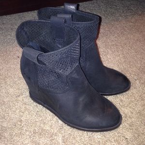 Sole Society hidden wedge bootie