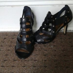 SOLD❌❎❌❎❌Nine West Booties Worn Once