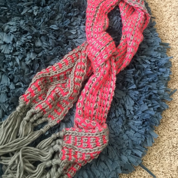 Long cozy scarf