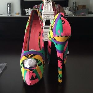 Women's stiletto heels NWT AND BOX