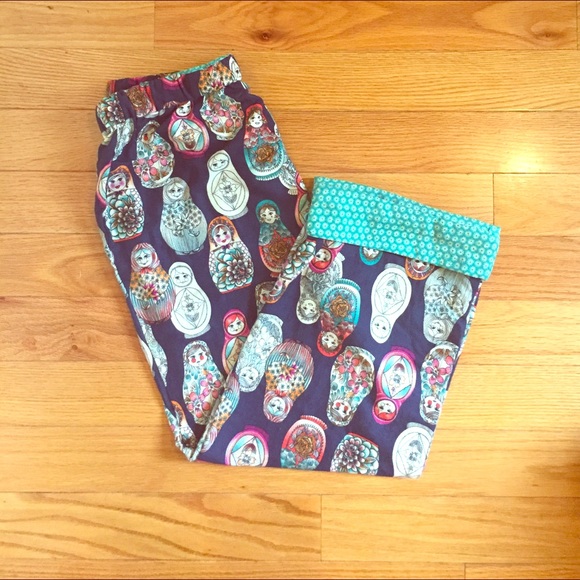 Anthropologie Pants - Anthropologie Nesting Doll Flannel Loungers!