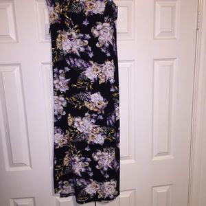 Floral long skirt with side split