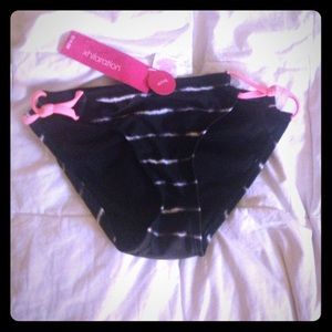 Bathing suit bottoms