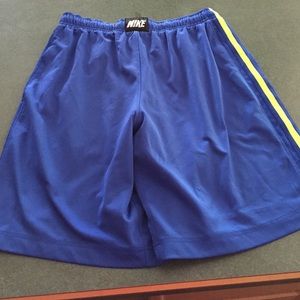 Men's Nike basketball Shorts Medium 🏀🏀🏀