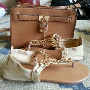 Cream stretch summer sandals *price lowered*