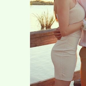 Gorgeous cream homecoming dress! Fits like a glove