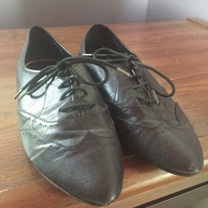 Black Oxfords size 9.5