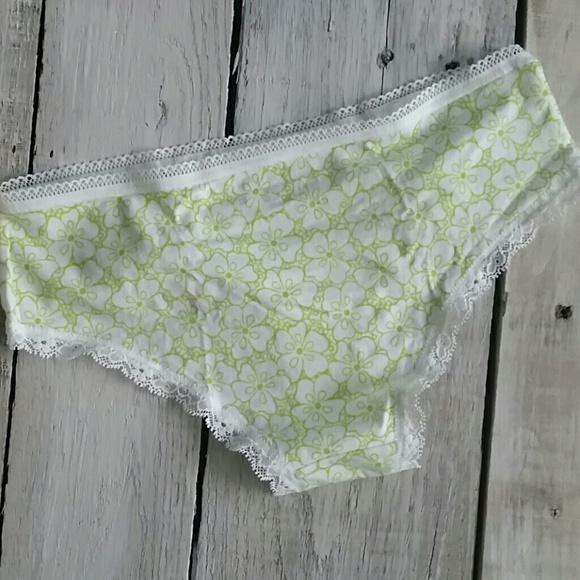 Green floral hiphugger - Picture 4 of 4