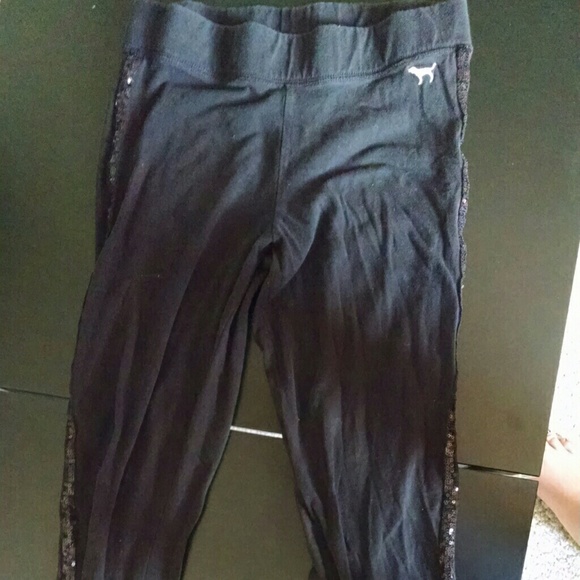 VS pink leggings