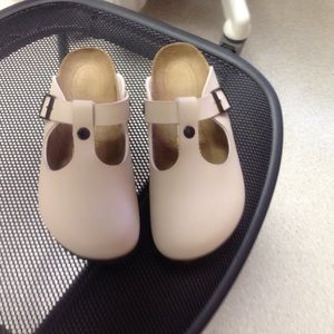 Papillio's by Birkenstock size 39/8- 8.5 Clog NWOB