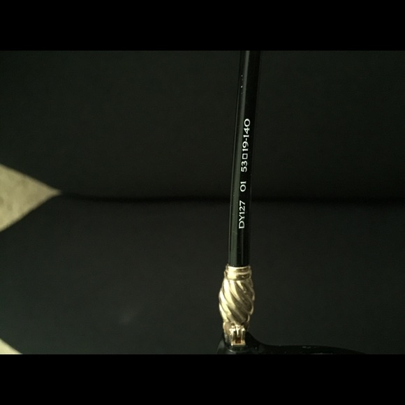 David Yurman Sunglasses - Picture 3 of 4