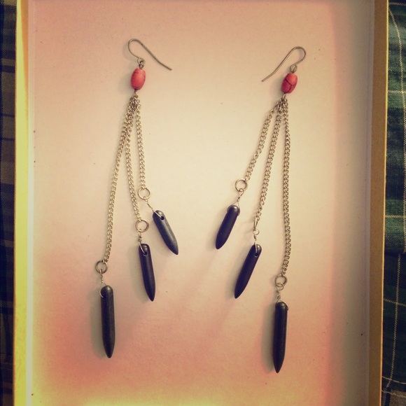 Dangle earrings.