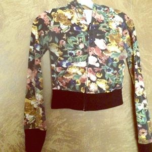 Hooded cropped floral jacket!