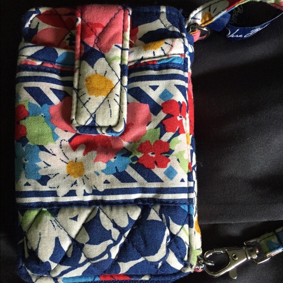 ✳️ SALE ✳️ Vera Bradley wallet/phone case NWOT