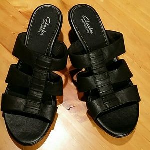 Clarks black sandal