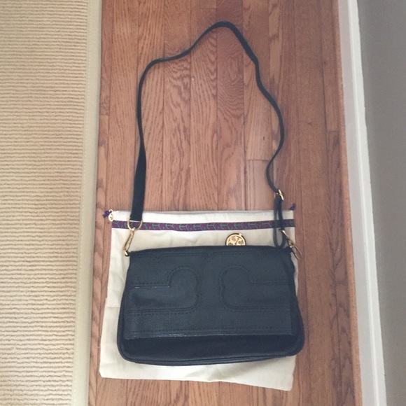 Tory Burch Handbags - Tory Burch Amalie Black Fold Over Messenger Bag