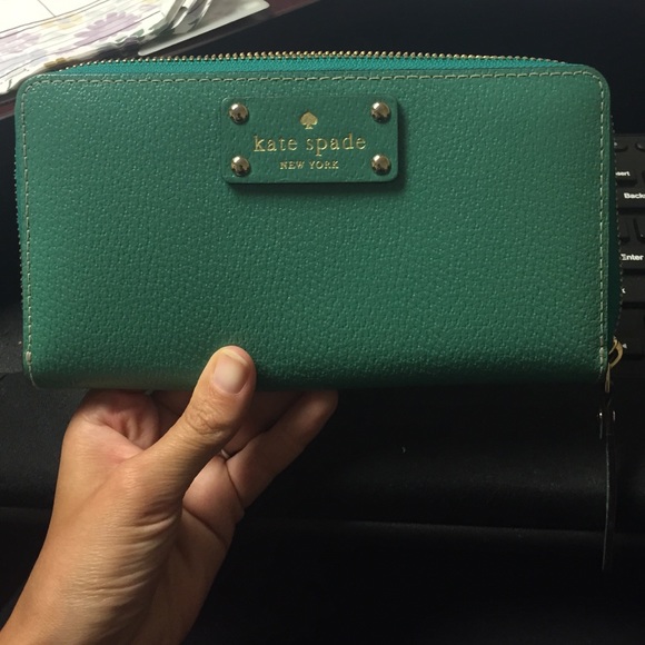 kate spade Clutches & Wallets - Authentic Kate spade wallet