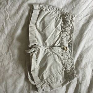 Cream American Eagle shorts