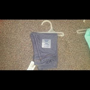 Old Navy baby girl Capri-length leggings