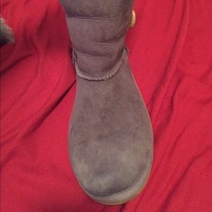 Lavender purple uggs size kids 4 women's 6