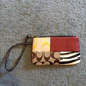 Wristlet