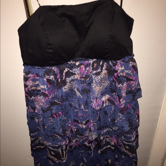 Guess dress size small