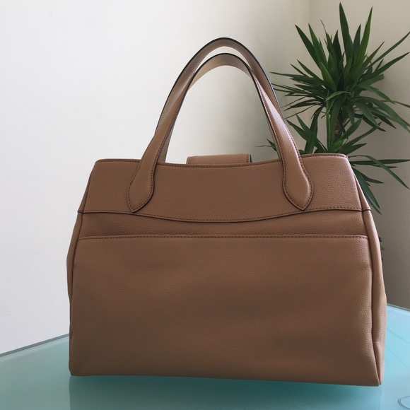 HELLO KITTY DESIGNER LUX BAG (REAL LEATHER) - Picture 2 of 4