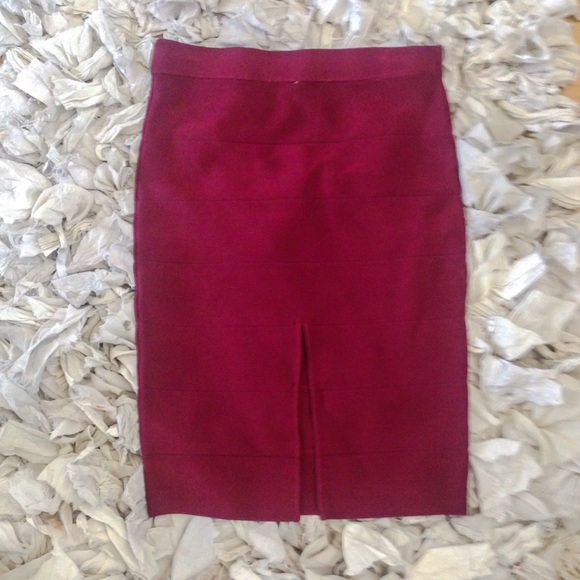 🎉HP🎉 Burgundy Bandage Skirt - Picture 3 of 4
