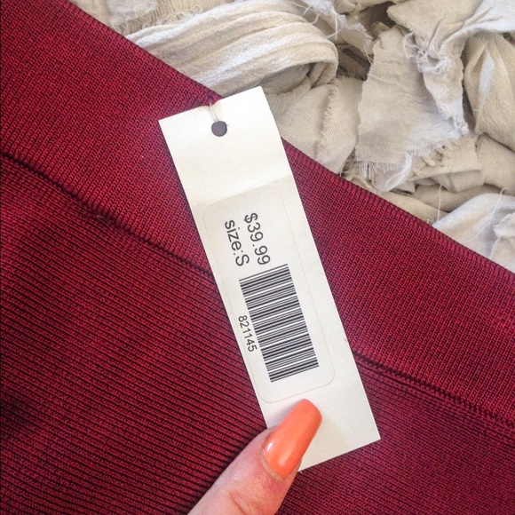 🎉HP🎉 Burgundy Bandage Skirt - Picture 4 of 4