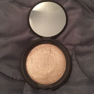 Becca "Opal" highlighter