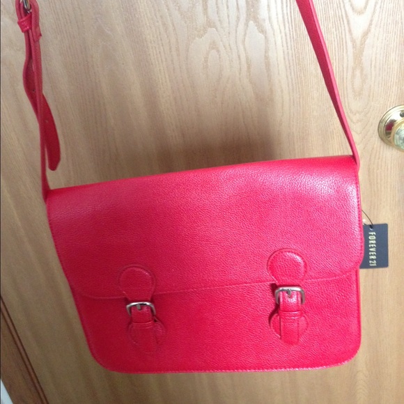 Forever 21 Handbags - Forever 21 Red sling bag